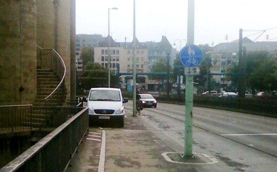 deutzer_bruecke2.jpg