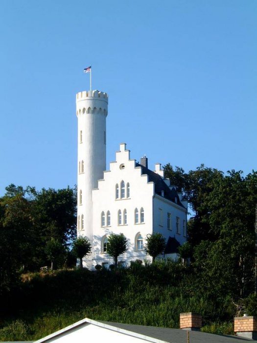 schloss.jpg