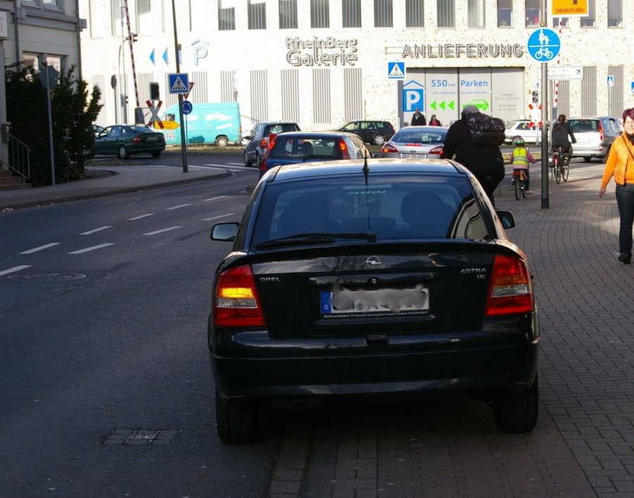 hauptstrassenparker.jpg